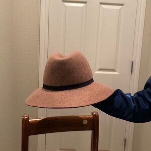 Mixed wool warm and stylish winter hat.